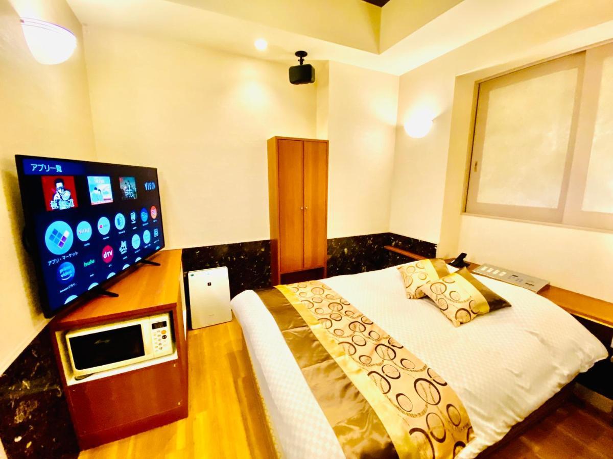 Hotel Crystal 大人専用 Präfektur Tokio Exterior foto