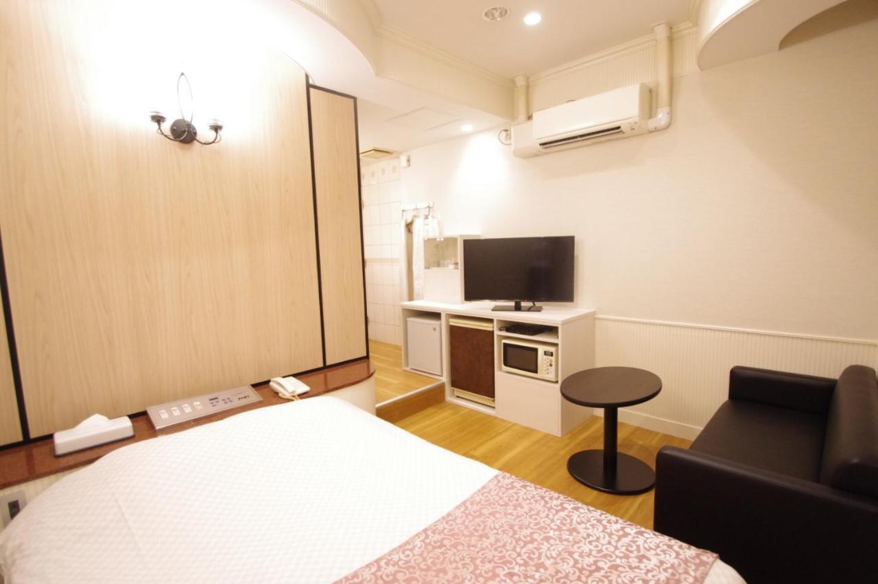 Hotel Crystal 大人専用 Präfektur Tokio Exterior foto