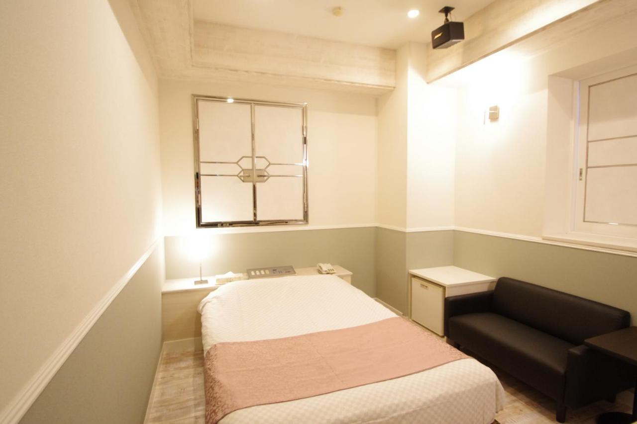 Hotel Crystal 大人専用 Präfektur Tokio Exterior foto